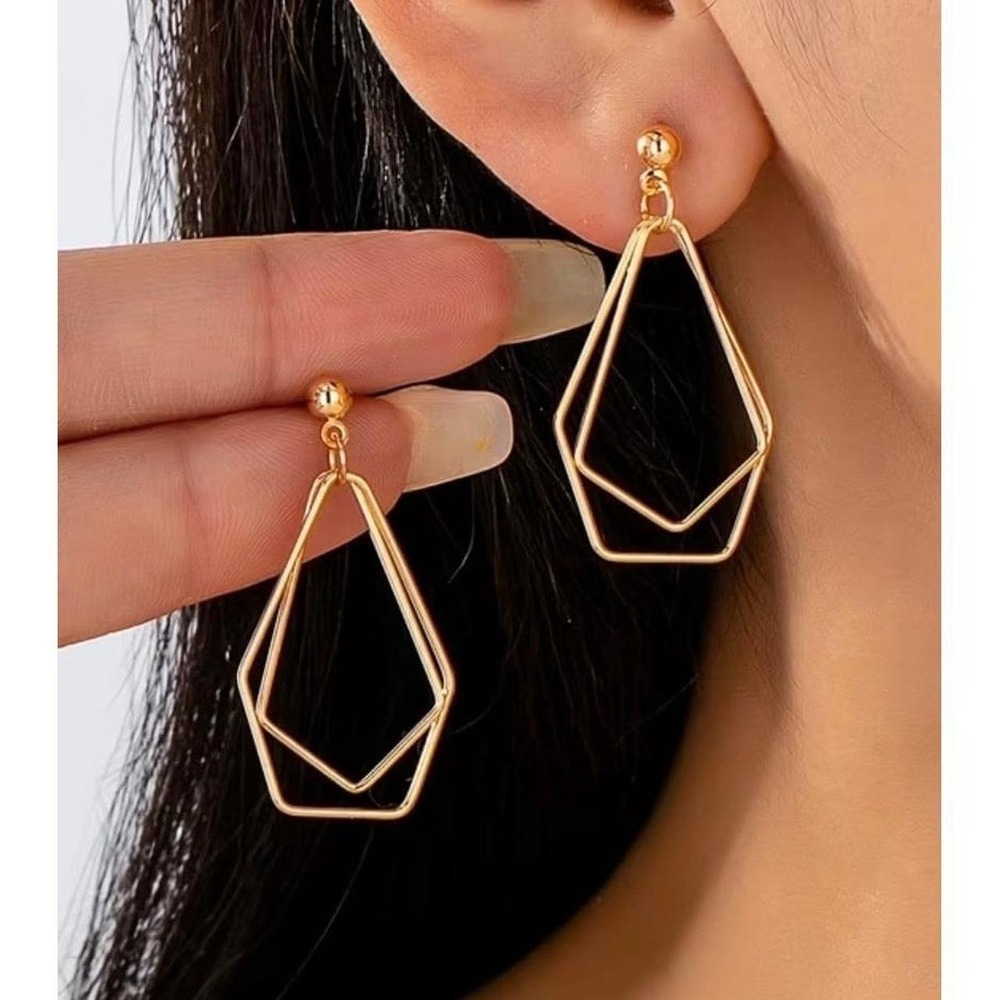 NWT Geometric Dangle Earrings Gold Tone Hollow Out Drop Earrings